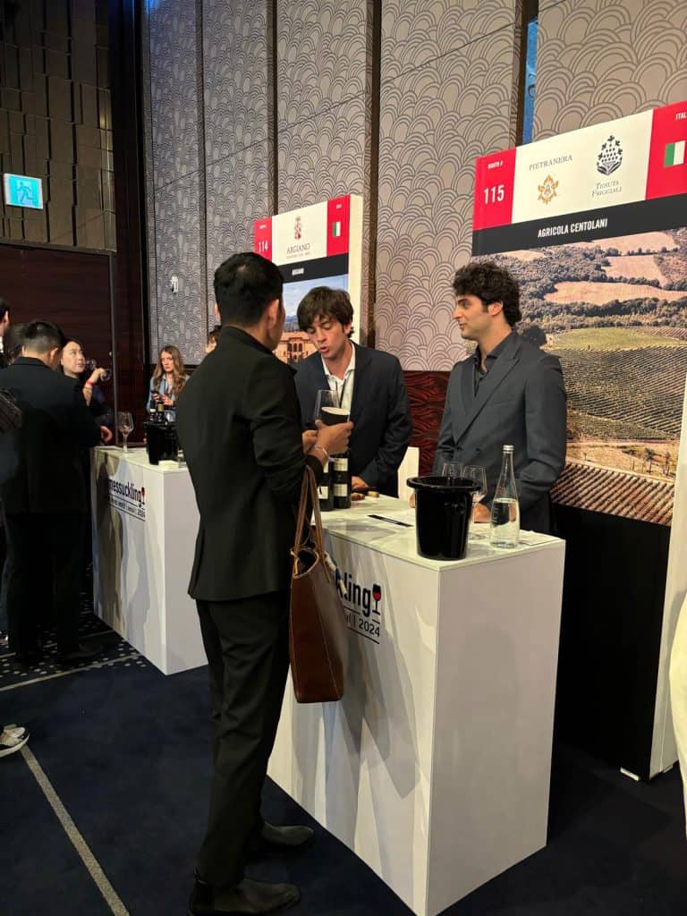 Seoul I James Suckling - 2024